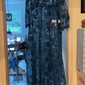 Beautiful teal color Maternity cover up for pictures